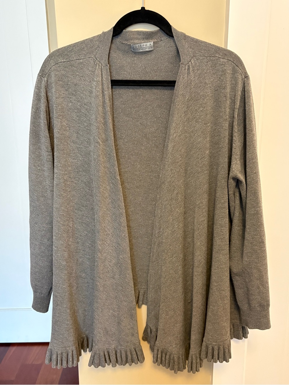 Joseph A Light Gray Open-Front Ruffle-Hem Cardigan